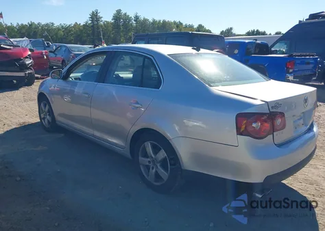 2009 Volkswagen Jetta Se z USA, uszkodzony, nr VIN 3VWRZ71K99M168006